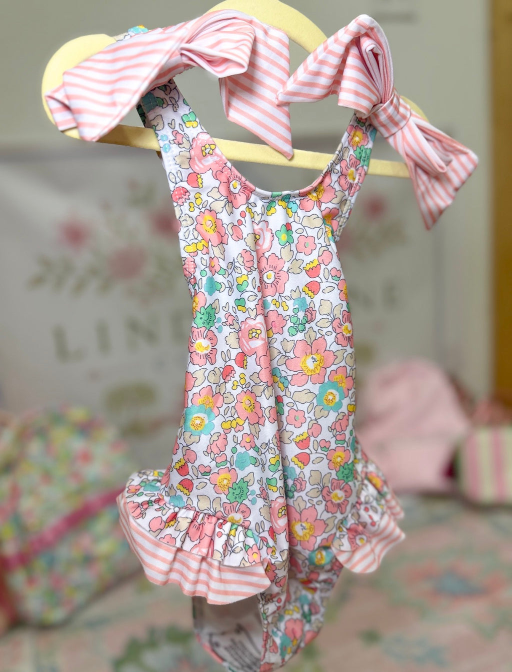 Floral Bow Swimmie
